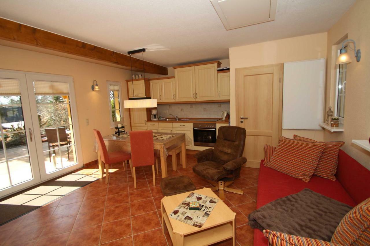 Ferienhaus Sommertied Sellin  ภายนอก รูปภาพ